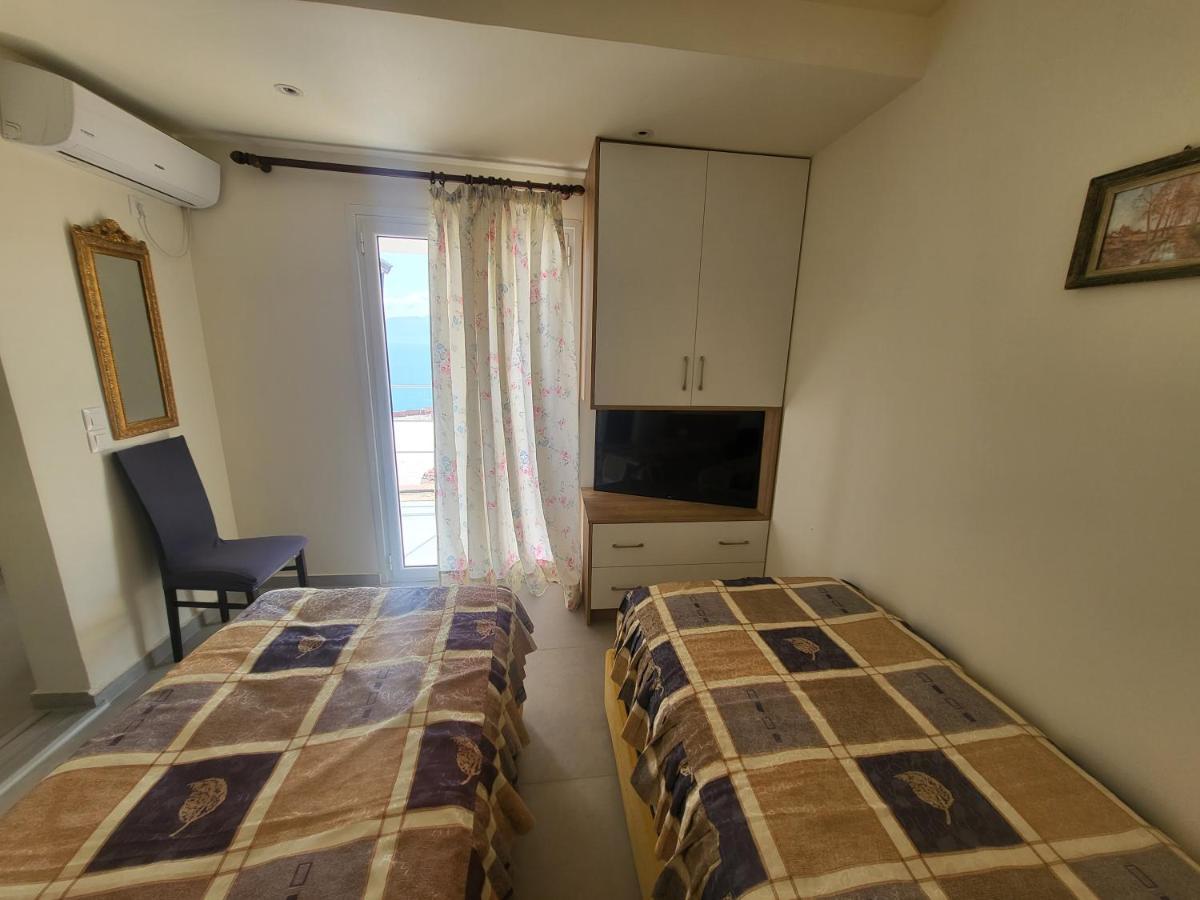 Blue Heaven Apartment Саранда Екстер'єр фото